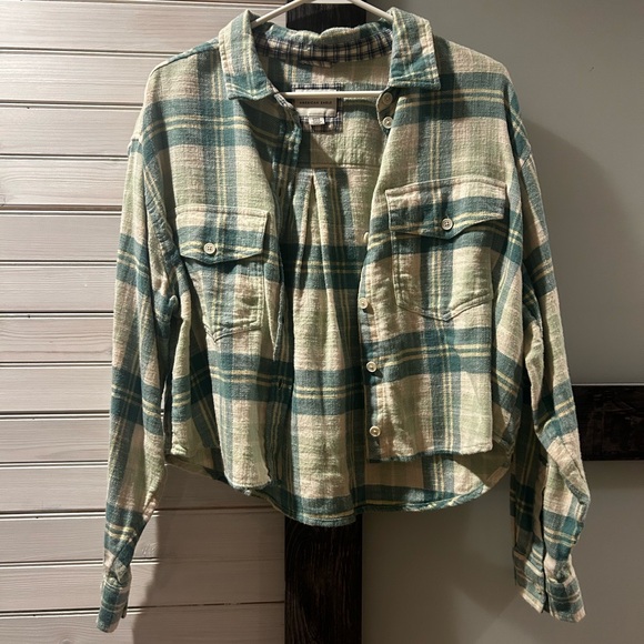 American Eagle Cropped Green Flannel 100% Cotton - Picture 4 of 6